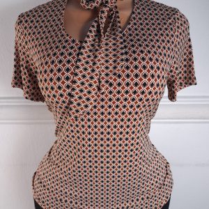 TAHARI UK 8