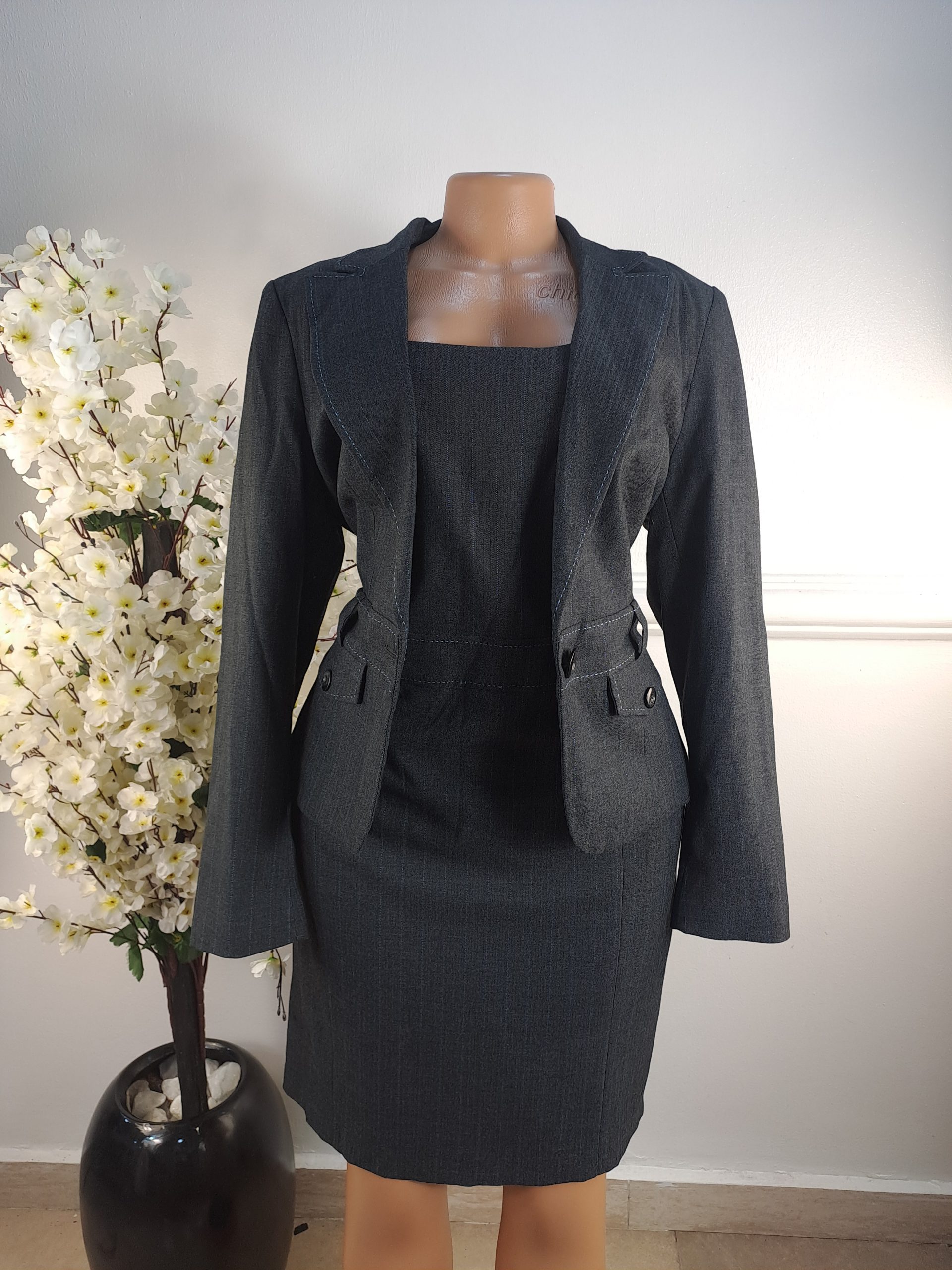 ATMOSPHERE UK SIZE 14 {TWO PIECE} {BL-25L, LENGHT 39}