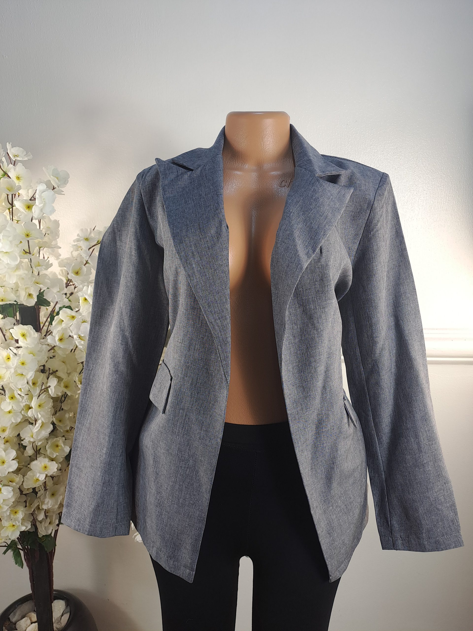 SHEIN UK SIZE 14 [LENGHT 27 INCHES]
