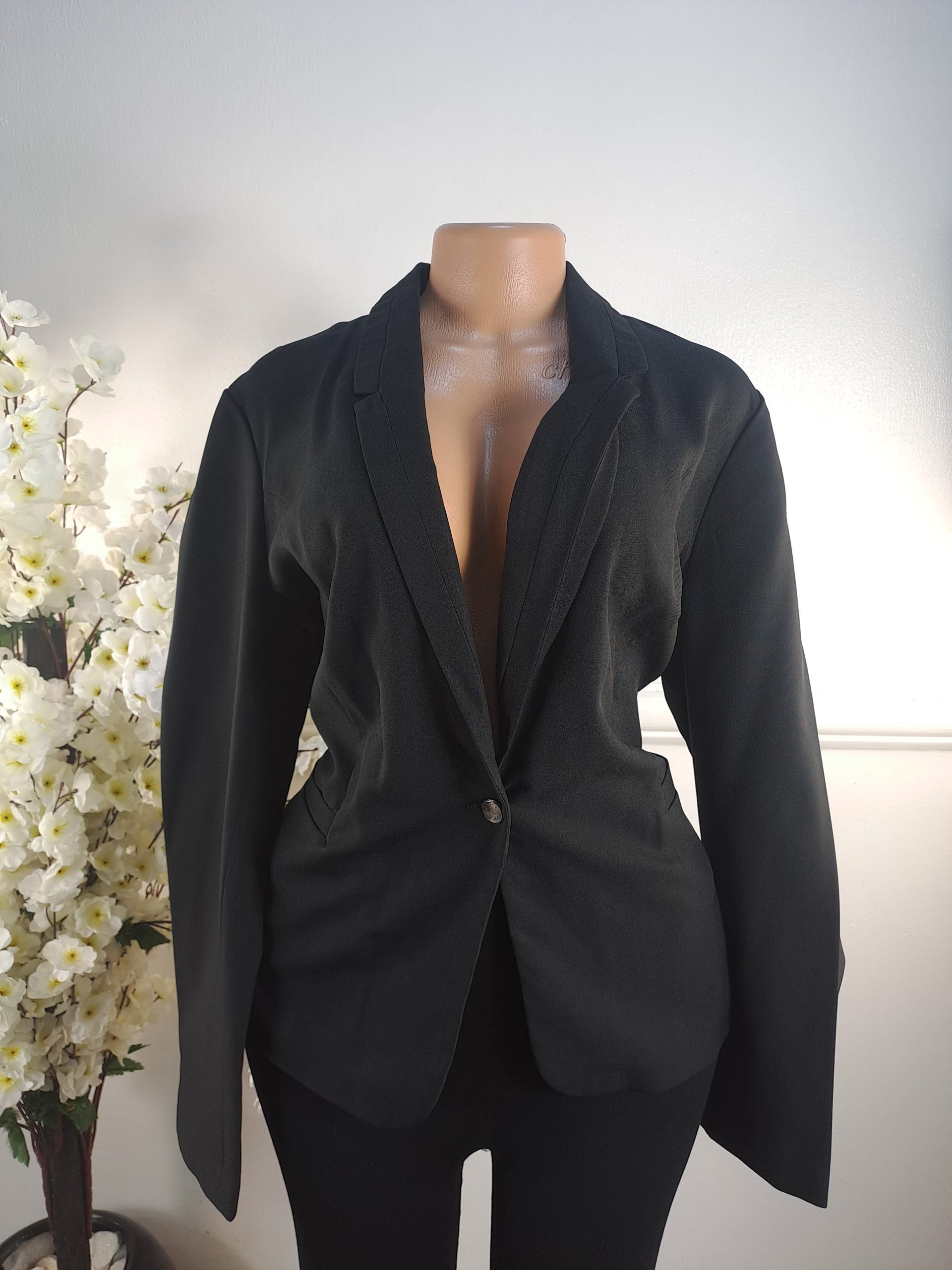 ATMOSPHERE UK SIZE 14 [LENGHT 26 INCHES]
