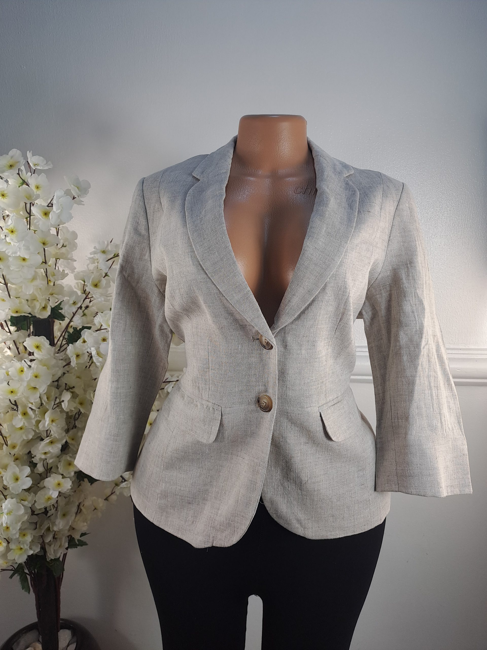 VIYELLA UK SIZE 14 [LENGHT 24 INCHES]