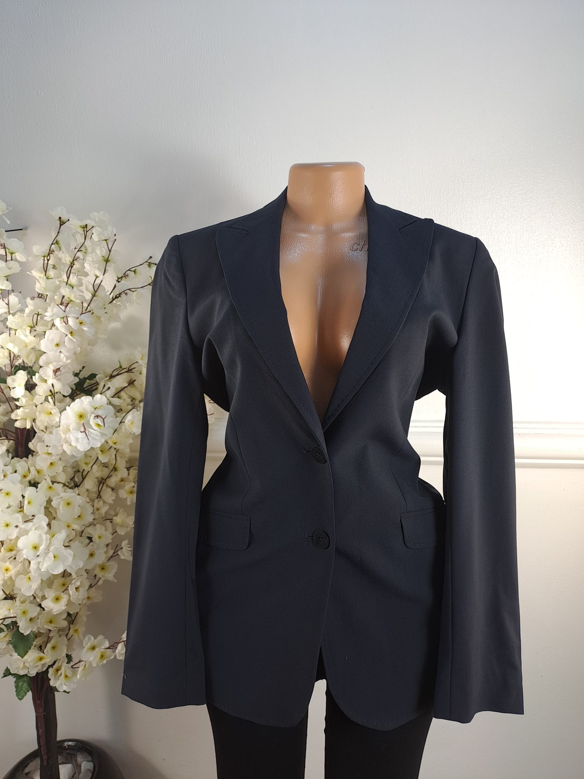 WARDROBES UK SIZE 10 [LENGHT 30 INCHES]