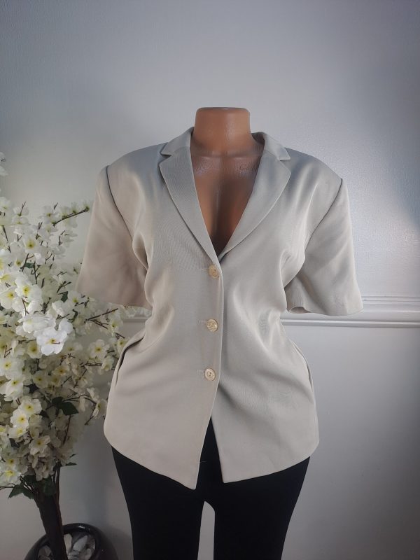 VENUE UK SIZE 20 [LENGHT 27 INCHES]