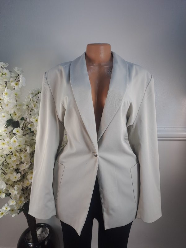 BLAZER UK SIZE 16 [LENGHT 31 INCHES]