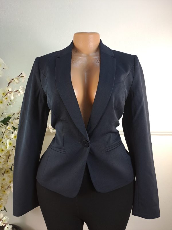 T.M LEWIN UK SIZE 8 [LENGHT 25 INCHES]